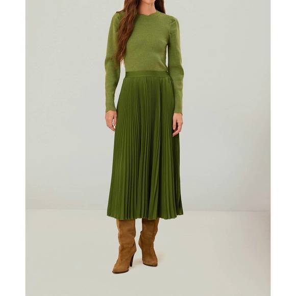 FARM RIO Dresses & Skirts - FARM Rio Green Pleated Midi Skirt